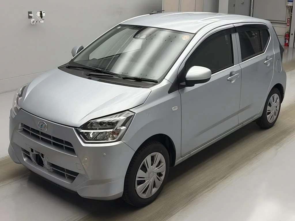 Daihatsu Mira e:S LA350S 2021